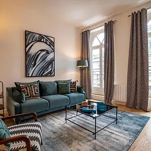 Sweett - Turenne Apartment Paris